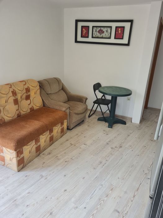 Дава се под наем Тристаен апартамент в Варна, Базар Левски - 50 кв.м за 141640.77 € - Снимка #13