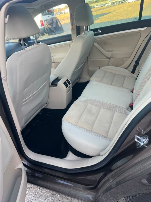Wolkswagen Golf 6 Panoramic - RATE /CASH
