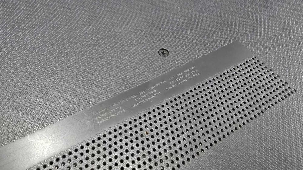 Лаптоп HP 15-db1062nl / AMD ryzen 3 / 8 RAM / SSD 128 +1TB HDD /