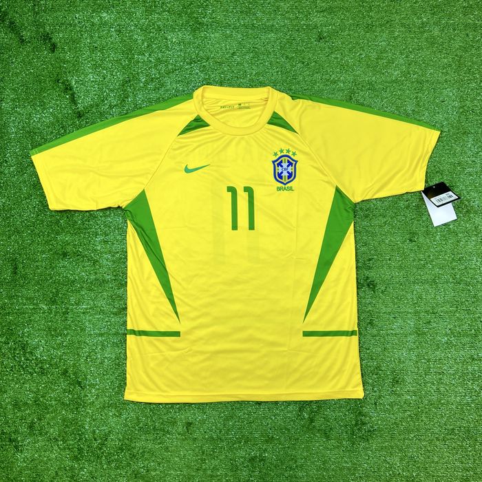 Ретро тениска на Бразилия/Роналдиньо/Brazil/Ronaldinho/01/02