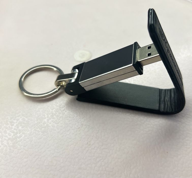 Гравирана флашка 32GB  USB преносима памет