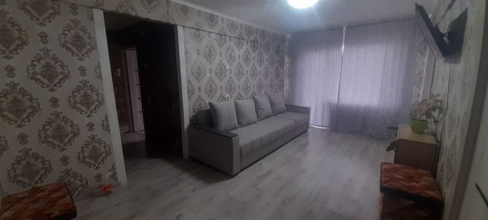 Продам квартиру 4-х ком.