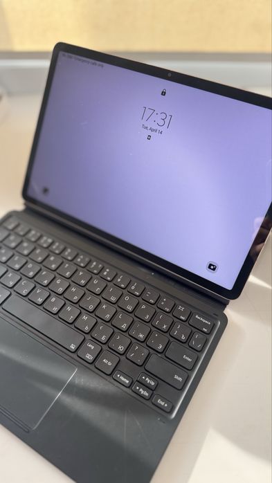 Продаю планшет Galaxy Tab S7