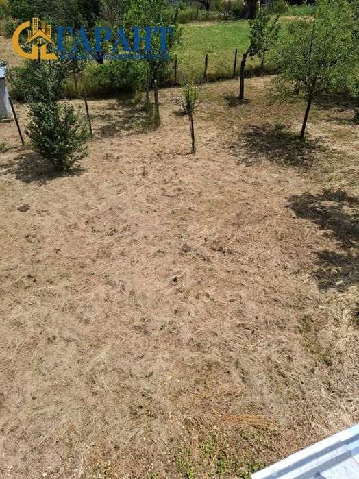 Недвижими имоти Гарант продава, къща в с.Кондофрей, община Радомир.