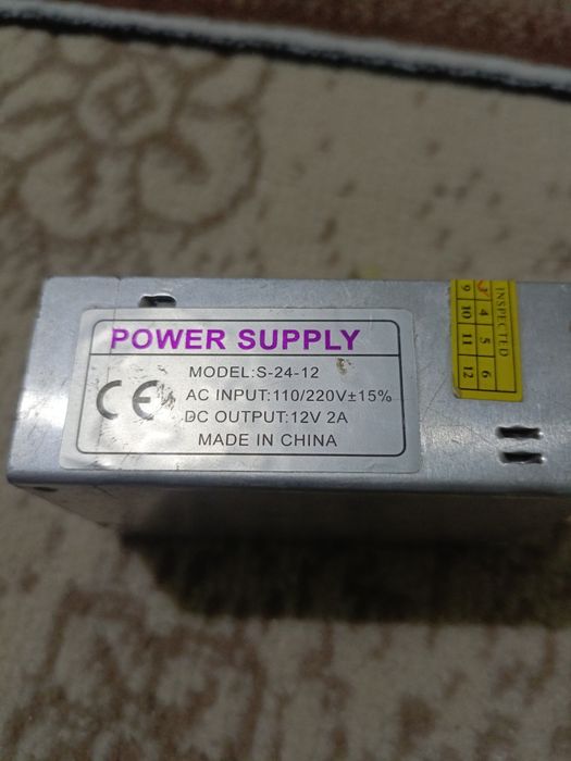 Blok pitaniya kamera