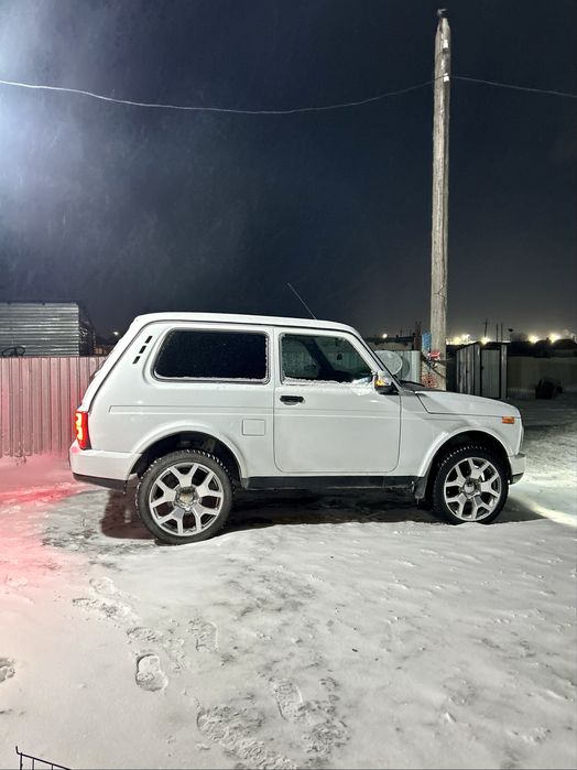 Продам Ниву 21214