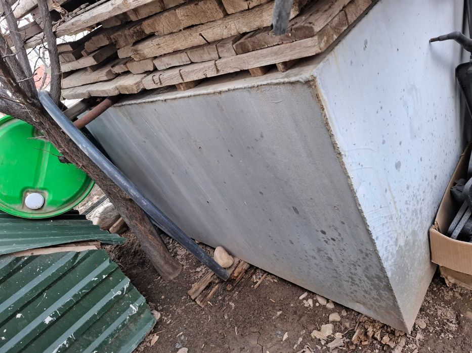 Бочка Емкость 2,5 куб Долан