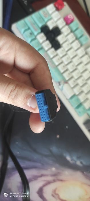 Usb hub pentru carcase de pc care nu au