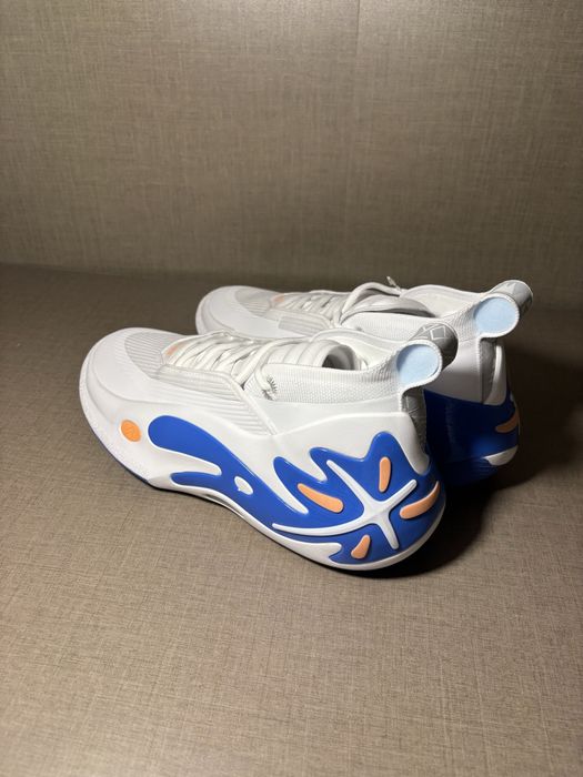 Li-ning Wow 11 “Draft day”