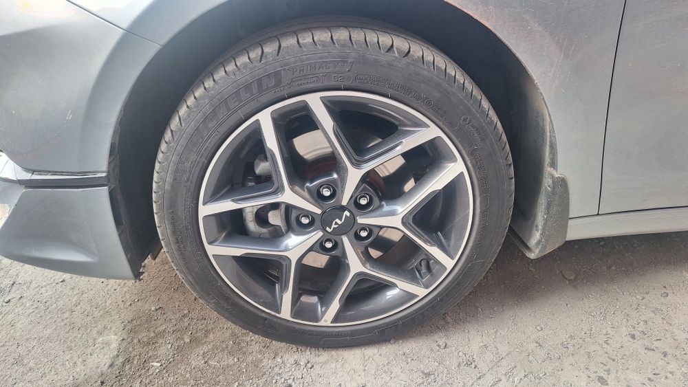 Диски с шинами вместе