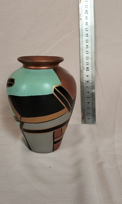 Продаю различную посуду-чайники, чашки, чайный сервиз смотрите фото
об