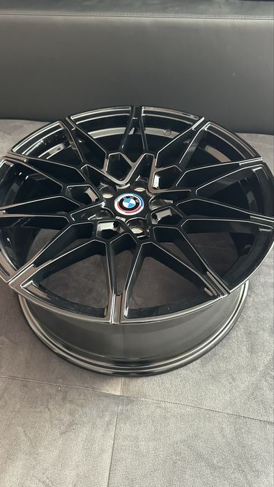 Jante BMW 19 inch stil M4 in 2 latimi
