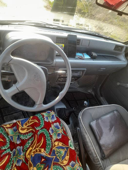 Tiko .oq rang .benzinda .yili 97 .narxi 22 mln