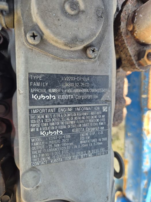 Motor kubota tip V2203-DI-EU4