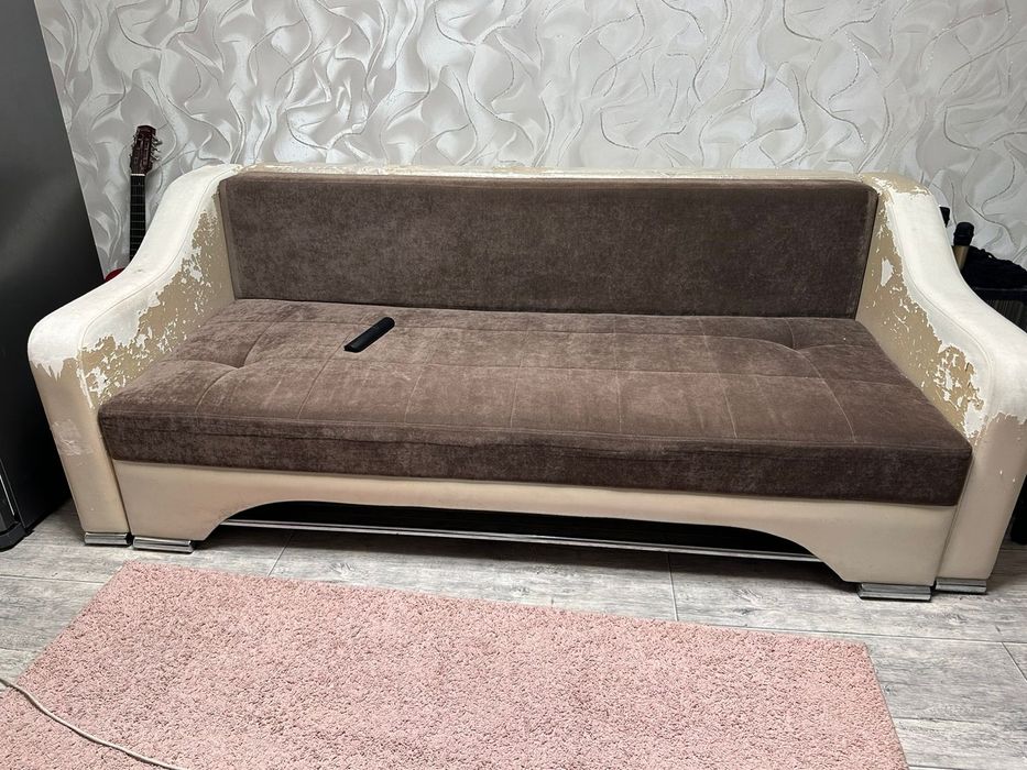 Продам диван с креслом