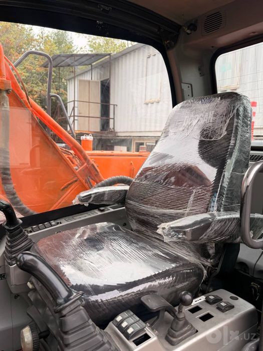 Продается экскаватор Doosan dx210 колесный