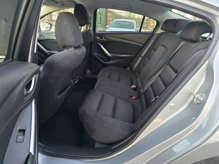 Продавам Мазда 6.2,2 скайактив.,2013 г.Всичко екстри за модела