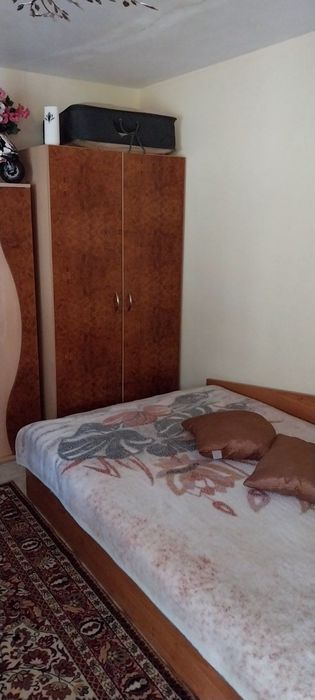 Продава масивна къща в гр. Ловеч, кв. Вароша