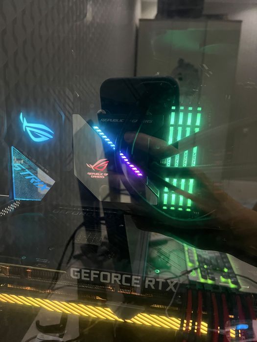 Водяное охлаждение ROG Ryujin 240