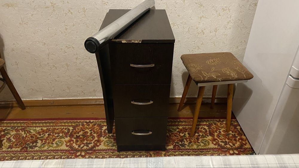 Стол раскладной с ящиками