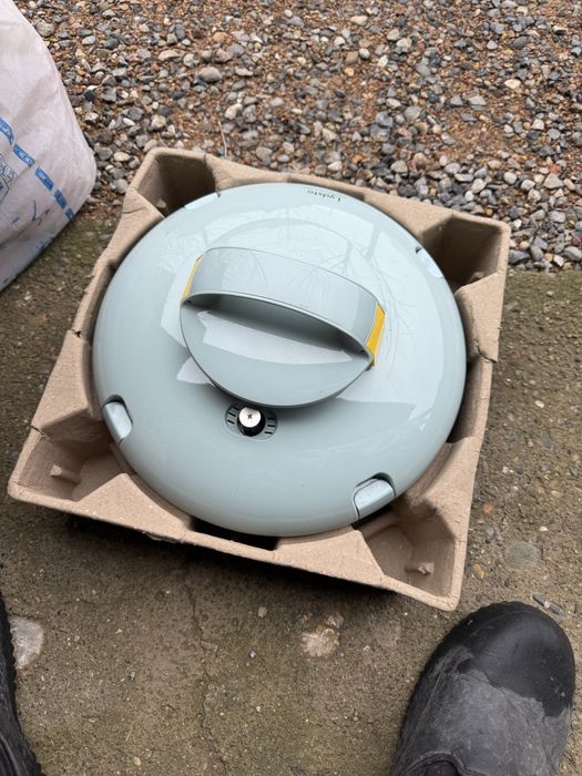 Бассейн робот пылесос