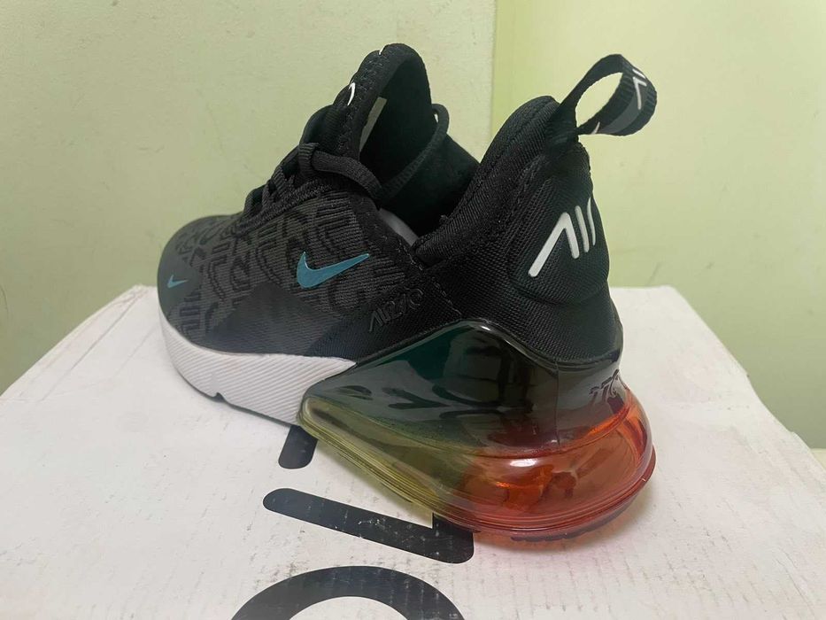 Нови дамски маратонки с кутия Nike Air MAX 270 наличен размер 38