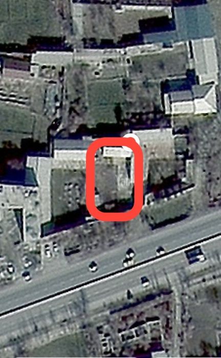 Hovli tezda sotiladi