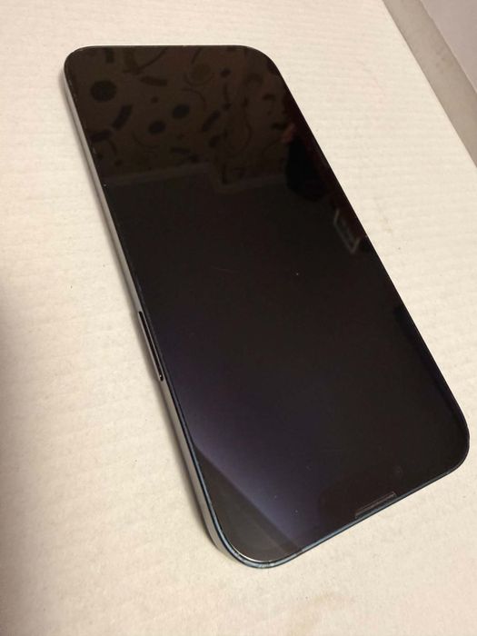 Iphone 13 запазен