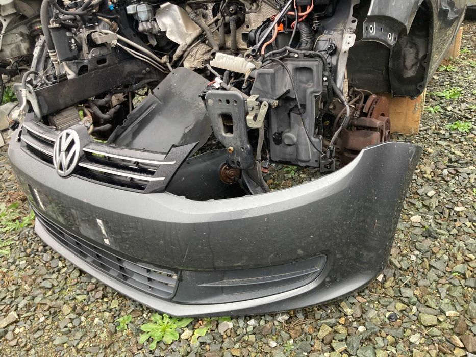 Предна броня фолксваген шаран 2011-2019 sharan