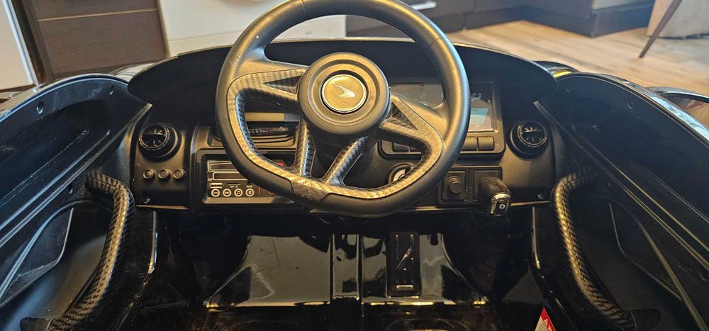 Електрическа кола Mclaren