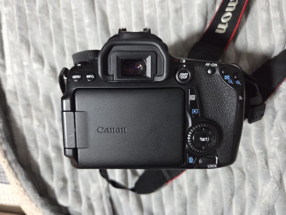 Фотоаппарат Canon