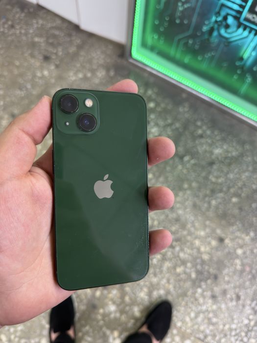 Продам телефон Айфон 13/128Gb