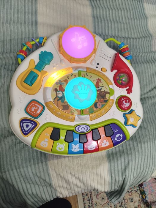 Развивающие игрушки.