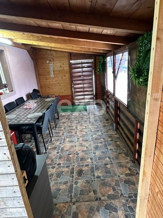 Teren 445 cu fundatie de casa mare + o Casuta locuibila moderna de 2 c