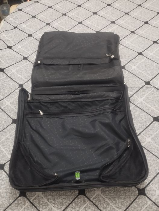 Продам сумку портплед.за 12000тг.