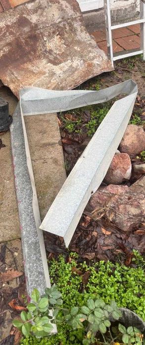 Продаю доски, ,дрова разные кирпичи,