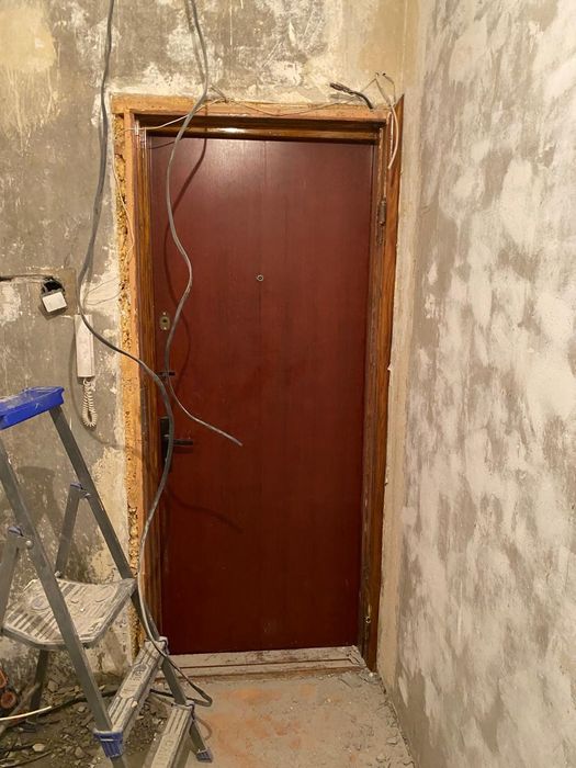 Продам железный дверь