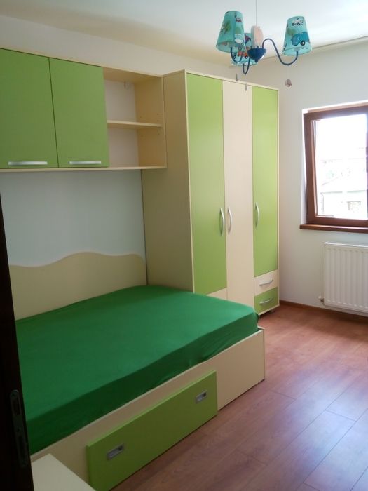 Vând mobila dormitor copii