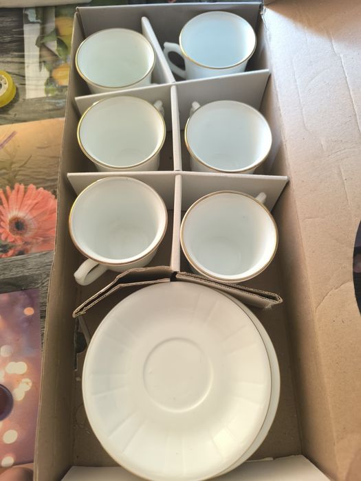 Элегантный кофейный набор 12 предметов с золотым кантом