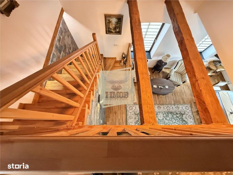 Casa ultracentrala complet renovata 6 camere 3 bai Cisnadioara