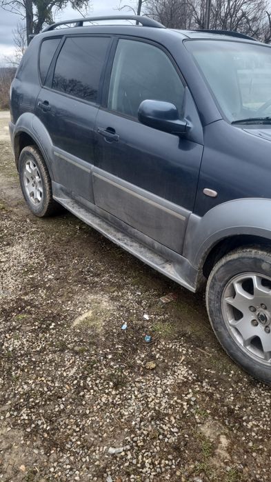 Vnd masina rexton  2,7 4x4 la buton acte la zi