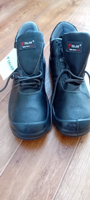 Мужские новые ботинки