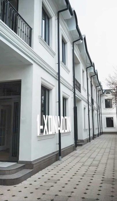 Шошилинч 4 та  Коттедж сотилади Таунхаус 5 хонали Ипакчилик лимон мах