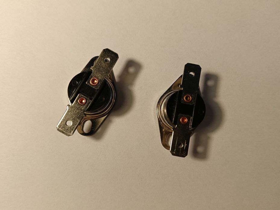 Doua termostat 110 grade C, contact normal inchis