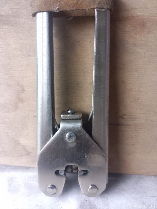 Продам пломбир для пломбы 7500 тнг.