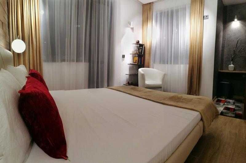 Дава се под наем Двустаен апартамент в Бургас, Лазур - 55 кв.м за 459 € - Снимка #2