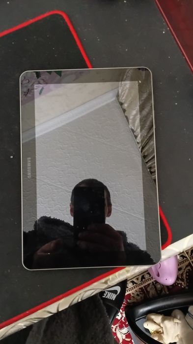 Планшет  Samsung