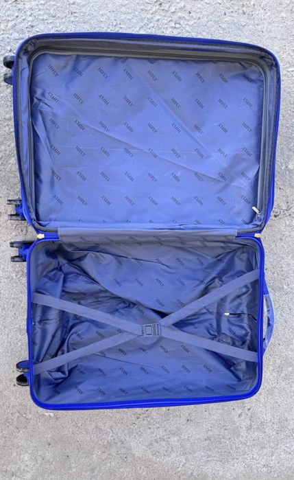 Чемоданы маленькие