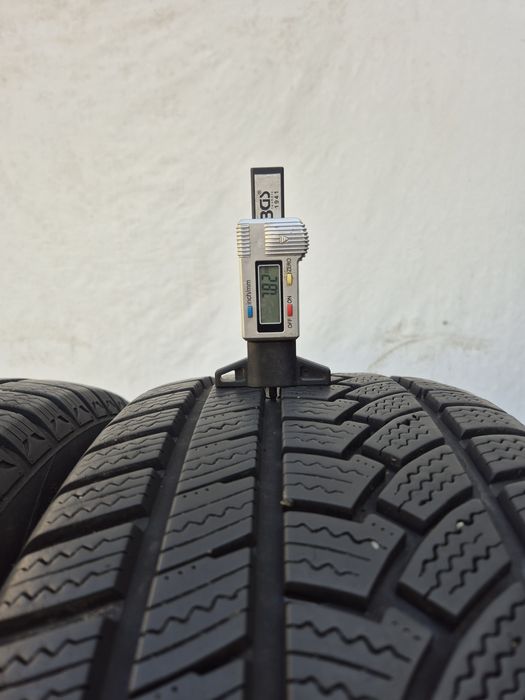 2бр 225 50 17 Sunfull - зимни 22г