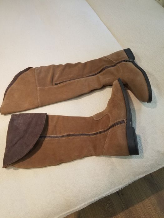 Cizme nr 36 noi piele întoarse